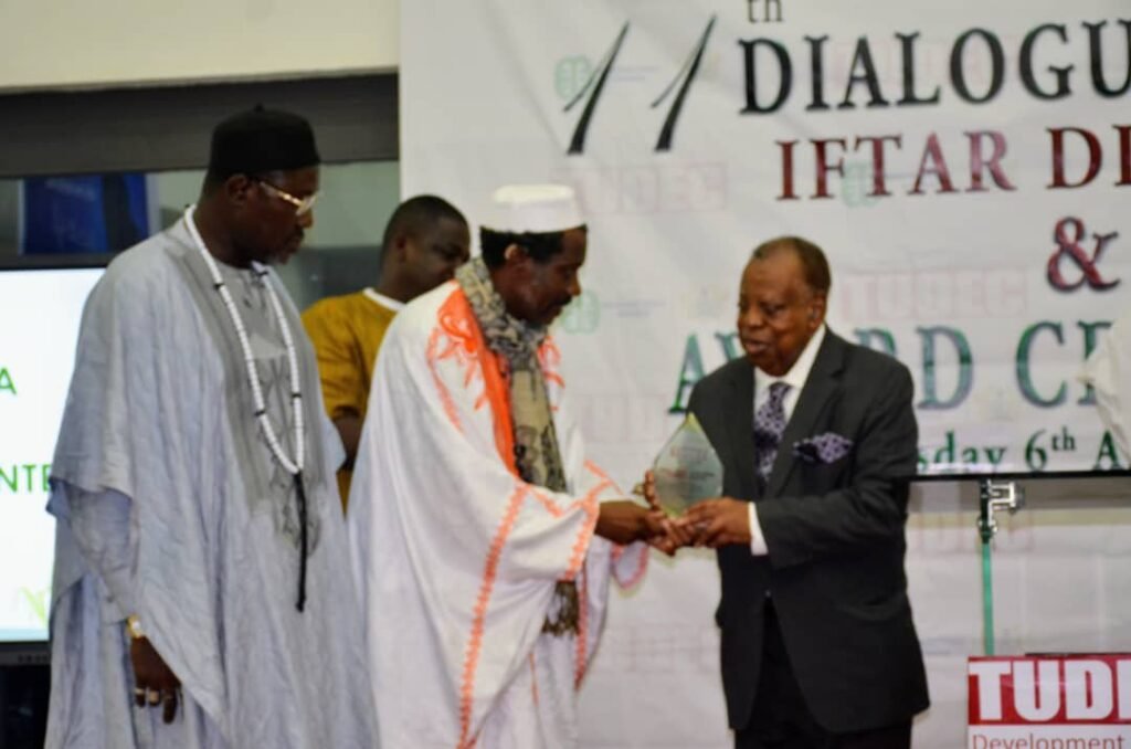 Nana Susubribi Krobea Asante Omanhene Asante Asokore (right) receiving his award. Photo. Vincent Dzatse.