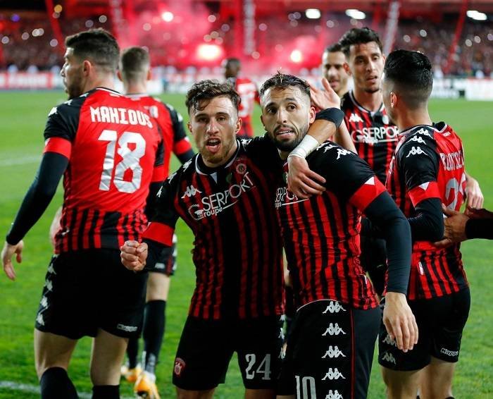 • USM Alger players celebrating their way to the final