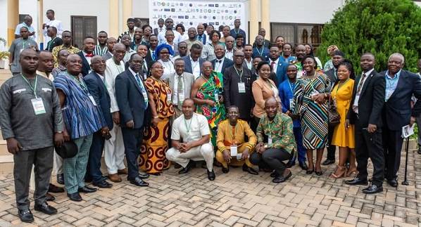 • Dignitaries and participants after the conference