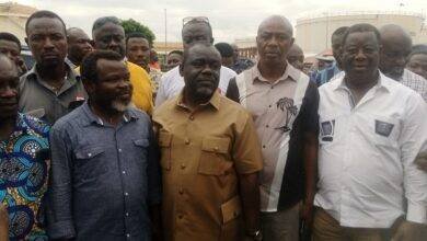 Mr Amoako-Atta (right),Mr. Kwaku Asiamah (second from left) with the executives of the Ghana National Petroleum Tanker Drivers Union after the meeting