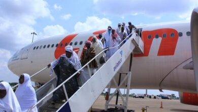 The Pilgrims disembarking