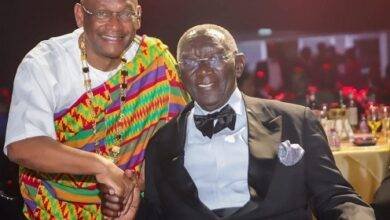 • Mr Amankwah thanking President Kufuor