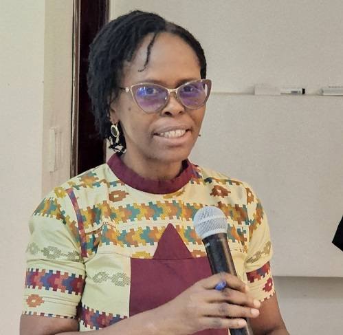 Country Manager of AGRA Ghana, Madam Juliet Lampoh-Agroh delivering her address