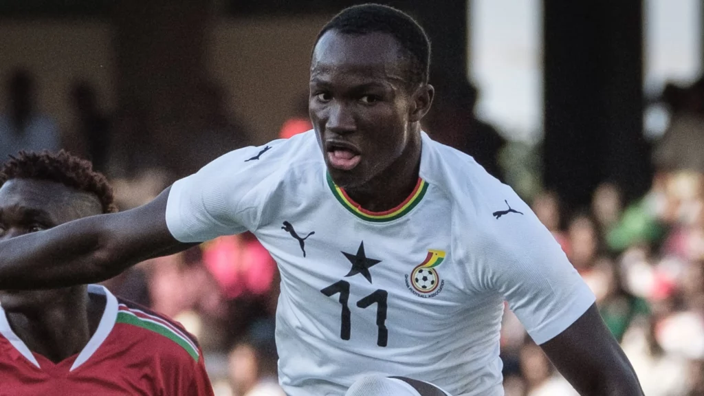 Raphael Dwamena in action for the Black Stars