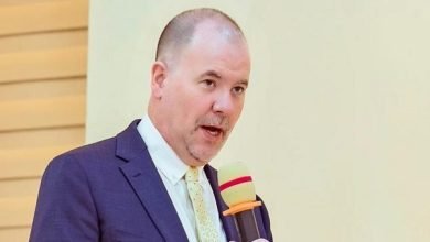 Rolf Oslon(inset) speaking at the programe