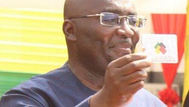 Vice President Dr Bawumia launching the MMT tap n' go system. Photo. Ebo Gorman