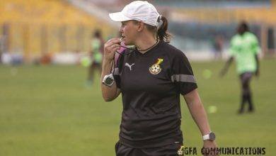 • Nora Huptle-Black Queens coach