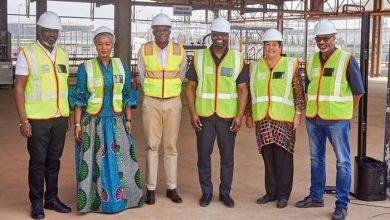 The first lady with the other dignitaries after the visit