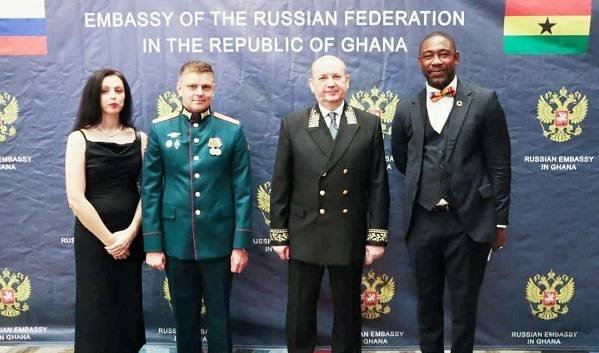 • Ambassador Sergei Berdnikov flanked by Dr Oko Boye (right) and Major Boyarkin Evgeny, Deputy of Military, Air and Naval Attache- Embassy of the Russian Federation in Ghana and his spouse