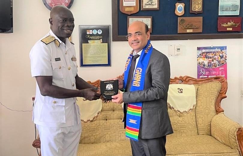 • Commodore Emmanuel Ayesu Kwafo (left) presenting a memento to Mr Manish Gupta to thank him