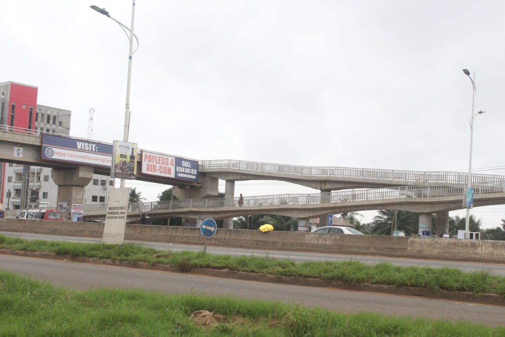 •&#xA;The abandoned bridge. Inset: The bridges turned into a refuse dump Photos: Anita Nyarko-Yirenkyi