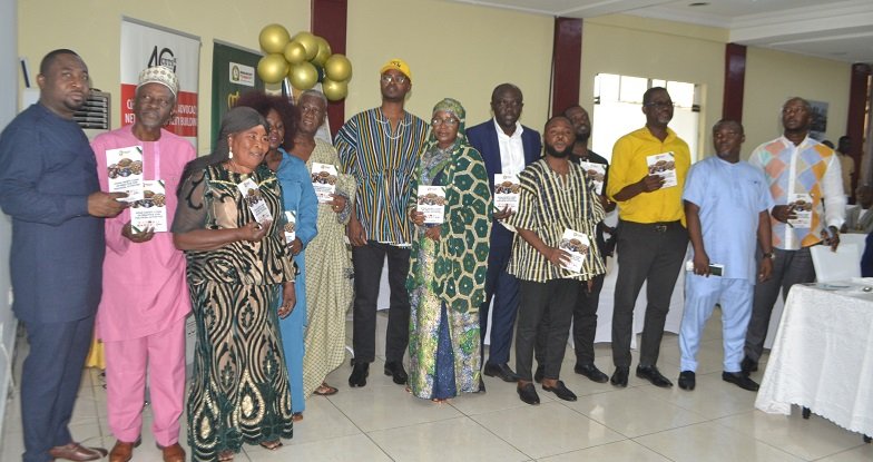 • Representatives of political parties with the road safety code during the launch Photo: Victor A. Buxton