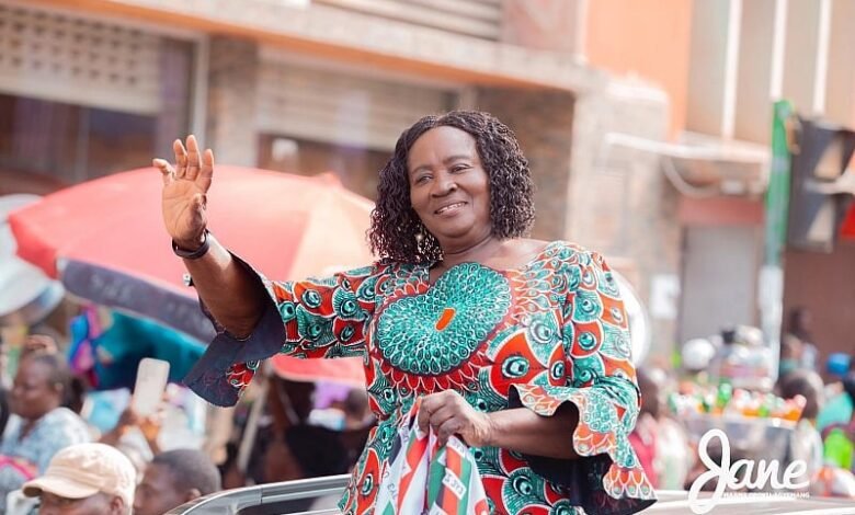 • Prof. Naana Opoku Agyemang on a campaign tour of markets in Accra