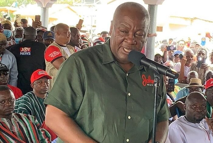 • Former President John Mahama speaking at a rally in Bawku in the Upper East Region