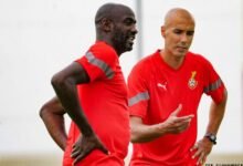 • Coach Otto Addo (left) plotting Niger’s defeat with one of his assistants