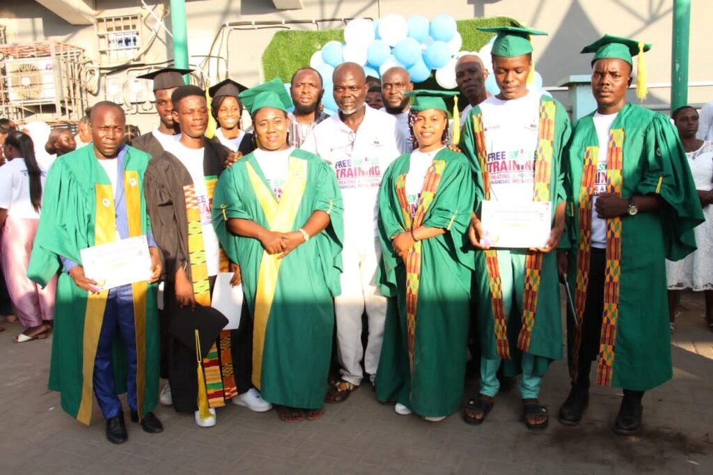 A section of the graduands with the CEO of the foundation in the middle