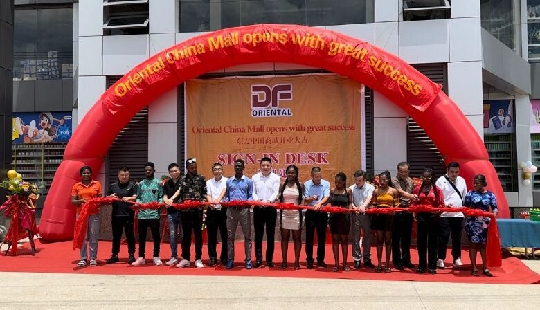 • Mr Liquan, (sixth from right) and other dignitaries at the opening of the Mall