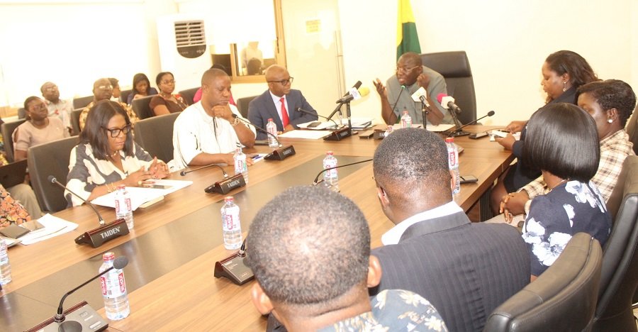 • Dr Mohammed Amin Adam (head of table) addressing the press Photo: Ebo Gorman