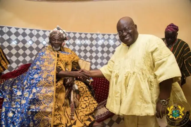 • President Akufo-Addo exchanging pleasantries with Ya-Na Abukari Mahama II