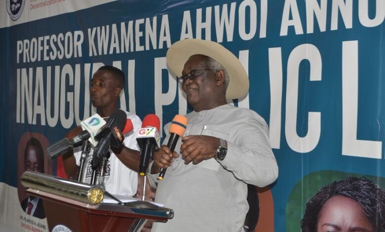 • Prof. Kwamena Ahwoi (inset) giving the lecture Photo: Victor Buxton