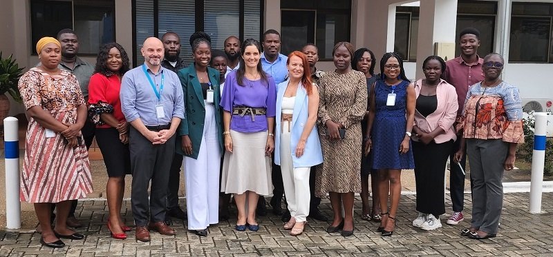 • Ms Pauliina Sarvilahti (middle) and Ms Mariana Madeira (left) with participants