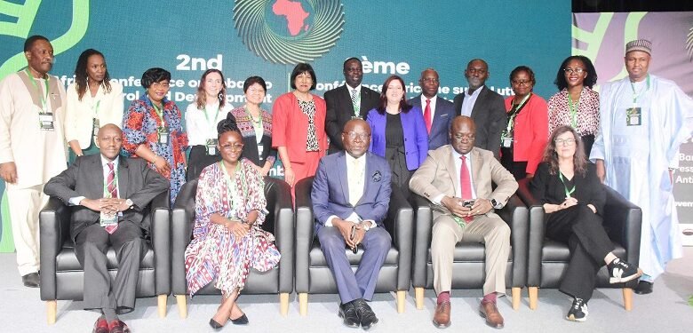 Dr Darius Osei (middle) and other dignitaries after the opening section Photo: Seth Osabukle