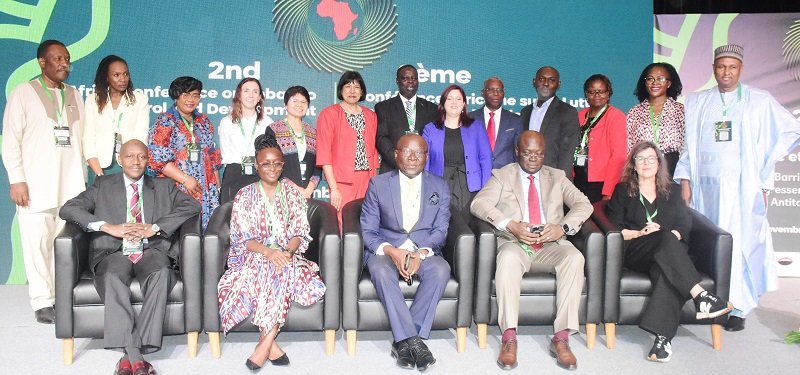 Dr Darius Osei (middle) and other dignitaries after the opening section Photo: Seth Osabukle