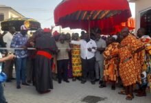 President Akufo-Addo cutting a tape to inaugurate the Koforidua Jackson Park facility