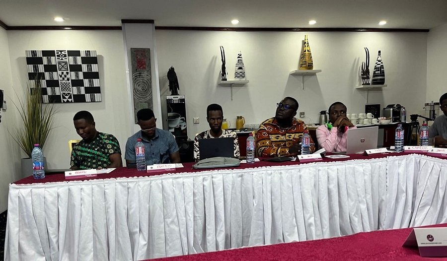 • Some journalists at the workshop