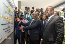 • Vice President Dr Bawumia uveiling the plaque on the facility