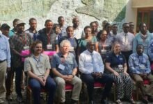 • Dr Kwame Antwi Oduro (seated third from left) with Tim Pearce of MSB, KEW (fourth from right) and the participants