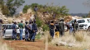 • About 1,000 gold miners have already been arrested and the army and police are waiting for the rest