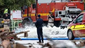 • Floodwater is being pumped out of the underground car park in Aldaia