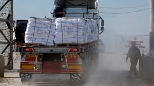 • Food prices soared in Gaza after the looting of nearly 100 UN aid lorries this month