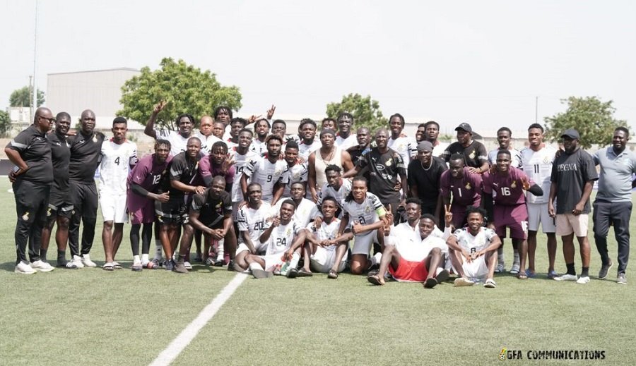 • Abedi Pele with players and officials of the Black Galaxies