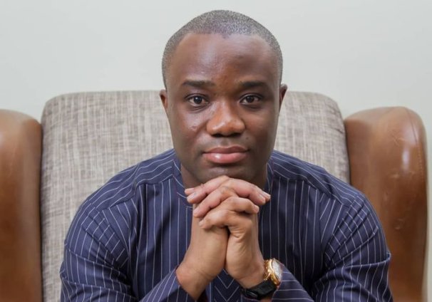 • Felix Kwakye Ofosu