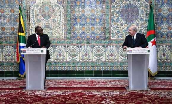 • The president of Algeria, Abdelmadjid Tebboune (L), and his South African counterpart, Cyril Ramaphosa