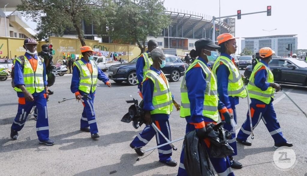• Workers of Zoomlion at work