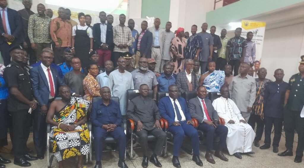 Participants after the forum