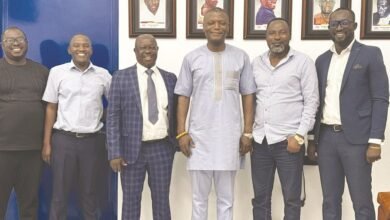 • Kofi Adams (3rd right) together with SWAG executives