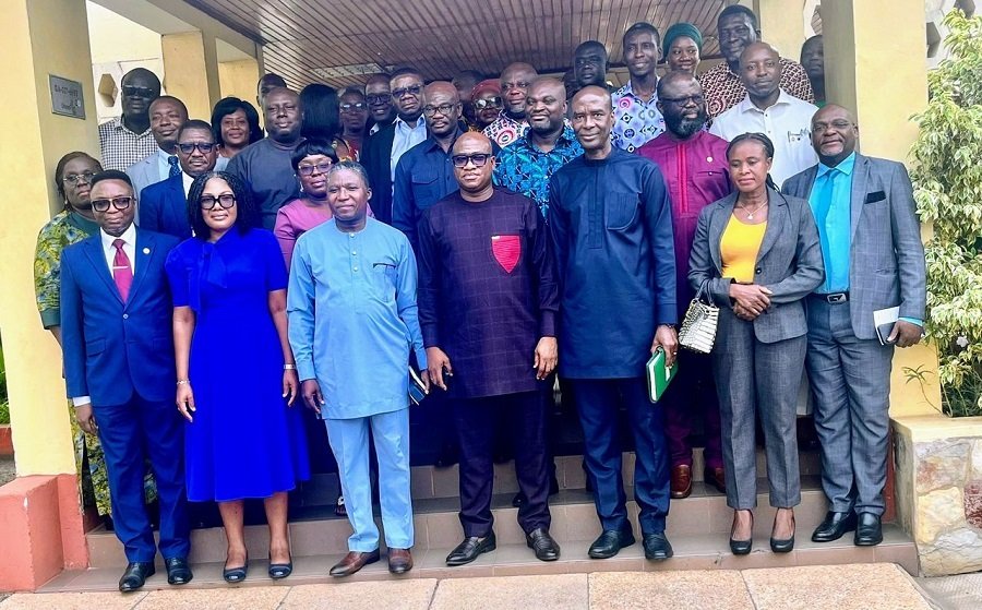 Mr Ibrahim Murtala Muhammed (middle) with management of CSIR and MESTI Photo: Stephanie Birikorang
