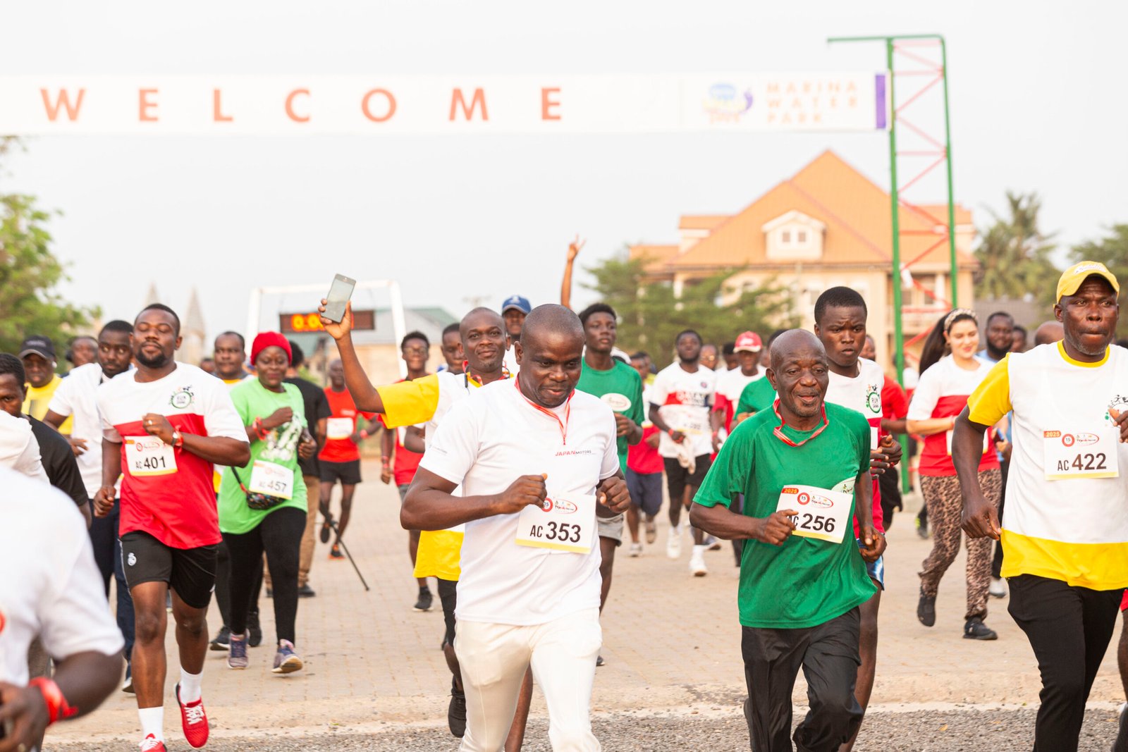 Ghana: 15th Happy FM/ Lakeside Family fun run, walk held Ghana: 15th Happy FM/ Lakeside Family fun run, walk held
