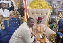 Mr Kotey, exchanging plesantries with the Chief Imam