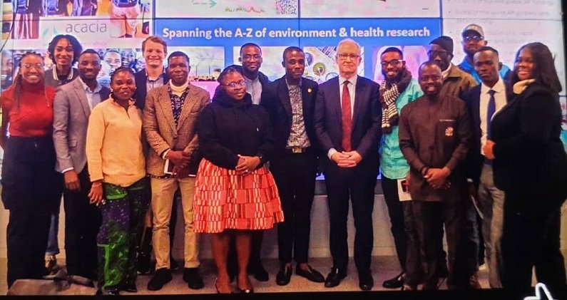 Professor Hugh Brady (middle) with journalists training at Imperial College London