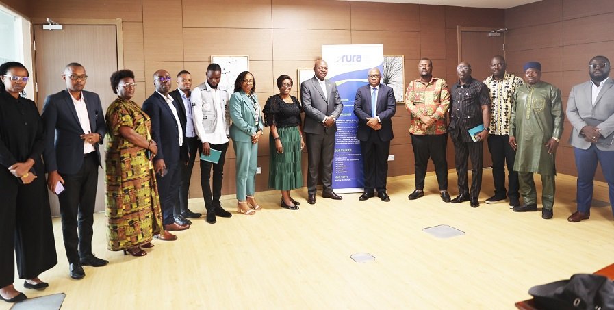 • The DVLA and delegation with their Rwandese hosts