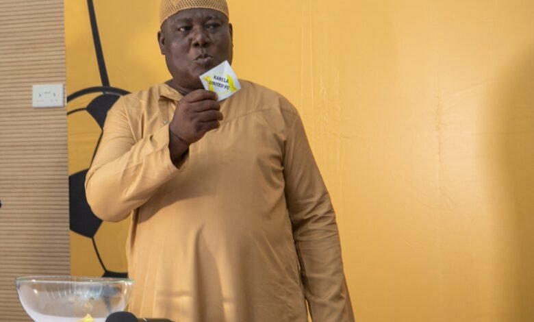 • Nii Maale Adsei, CEO of Mamedia Ventures pick the Karela ballot at the draw