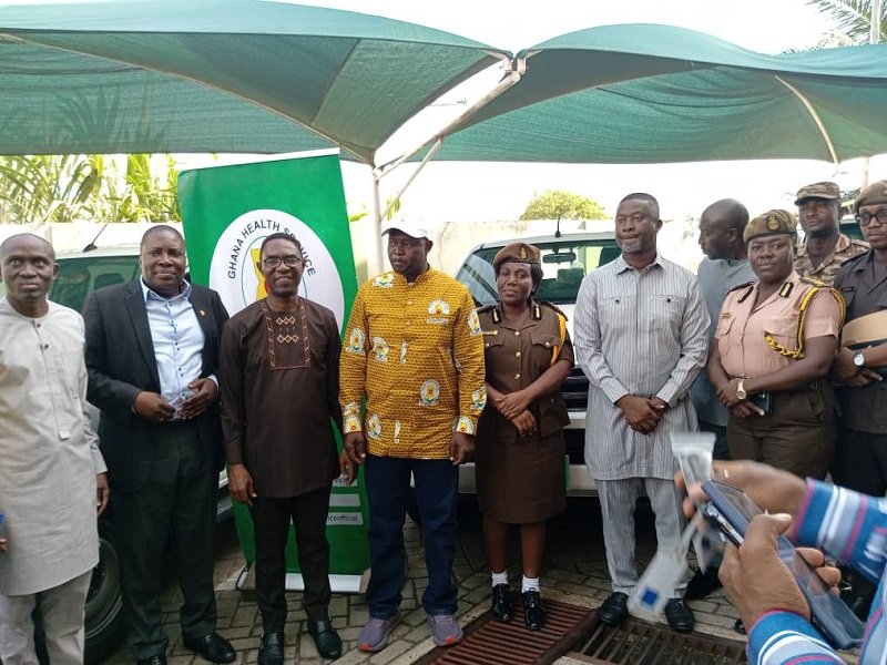• Prof. Akoriyea (middle) with some of the management and representatives from the three organisations