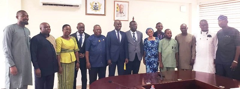 • Haruna Iddrisu (middle) with the council members