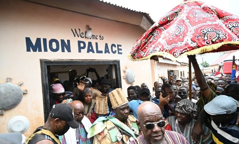 • At the funeral ceremony of the late Mion Lana, Nyab Abdulai Mahamudu