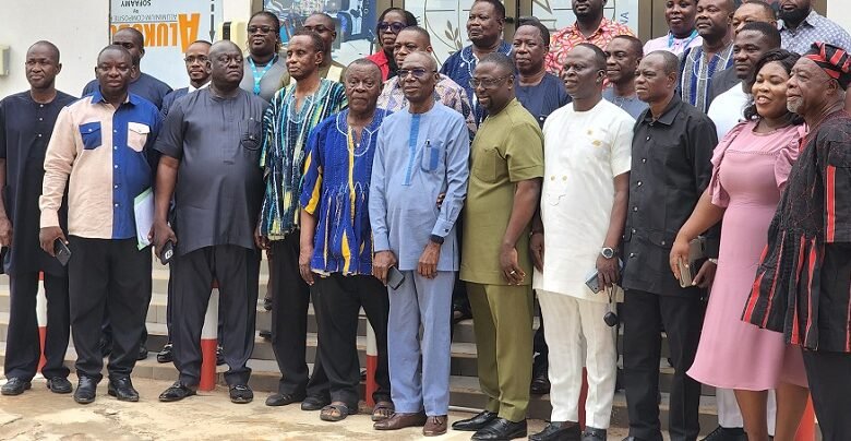 Mr Nortsu (sixth from right) with members of committee and authorities of the WIUC-GH after the visit